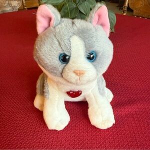 Amazimals Purring Gray White Kitty Cat Plush Red Heart Blue Eyes
